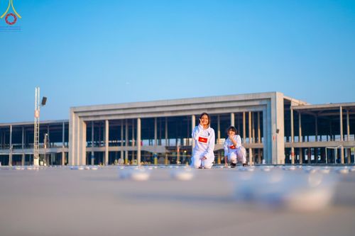 ภาพ No.58305:V.41 เทหมดใจ  ลุยต่อไป ร้อยซาวปี การเตรียมงาน การปฏิบัติงาน และการเก็บงาน ของเจ้าหน้าที่หน่วยงานต่างๆ เพื่อพิธีฉลองอายุวัฒนมงคล 80 ปี หลวงพ่อธัมมชโย และรับถวายมหาสังฆทาน 10,000 กว่าวัดทั่วประเทศ ในวันคุ้มครองโลก จันทร์ที่ 22 เมษายน พ.ศ. 2567