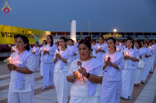 ภาพ No.224222:วันที่ 3-5 พฤษภาคม พ.ศ. 2568  กิจวัตร-กิจกรรมโครงการปฏิบัติธรรมอบรมศีลธรรม “บวชอุบาสิกาแก้ว” ถวายเป็นพระราชกุศล แด่พระบาทสมเด็จพระเจ้าอยู่หัว เนื่องในโอกาสมหามงคล “วันฉัตรมงคล” ณ วัดพระธรรมกาย อ.คลองหลวง จ.ปทุมธานี