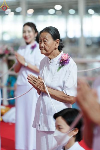 ภาพ No.151454:พิธีจุดเทียนใจ ไฟนิรันดร์ อนันตชัย ณ สภาธรรมกายสากล วัดพระธรรมกาย วันอาทิตย์ต้นเดือนที่ 1 กันยายน พ.ศ. 2567