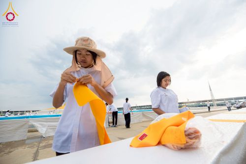 ภาพ No.217745:วันที่ 10-14 เมษายน พ.ศ. 2568 เจ้าหน้าที่อาสาสมัคร เตรียมงานวันคุ้มครองโลก ชุดที่ 2 วัดพระธรรมกาย จ.ปทุมธานี