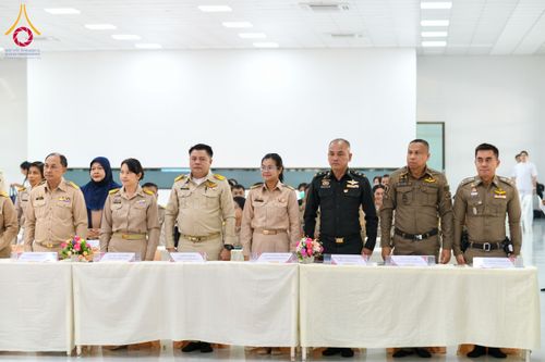 ภาพ No.201935:ผู้ว่าปทุมฯ มอบแนวทางการขับเคลื่อนพัฒนาจังหวัดฯ แก่หัวหน้าส่วนราชการ ผู้บริหารท้องถิ่น กำนัน ผู้ใหญ่บ้าน อ.คลองหลวง วันอังคารที่ 21 มกราคม พ.ศ. 2568