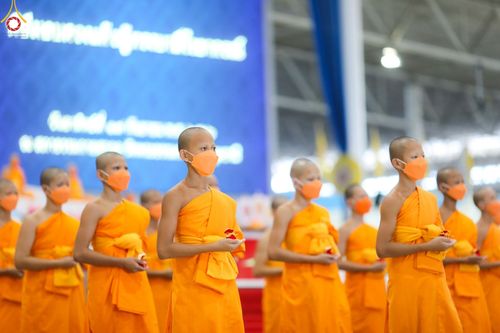 ภาพ No.88147:พิธีมุทิตาสักการะ เปรียญธรรม 9,6,3 และบาลีศึกษา 6,3  พิธีมอบดวงแก้วสามเณรทรงบาลีไวยากรณ์ วันอาทิตย์ 17 กันยายน พ.ศ. 2566 ณ สภาธรรมกายสากล วัดพระธรรมกาย