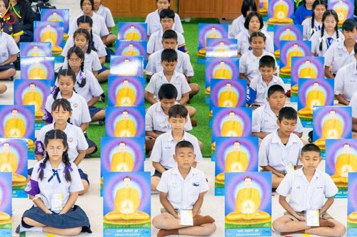 ภาพ No.106626:วันรวมพลังเด็กดี V-star ผู้นำฟื้นฟูศีลธรรมโลก จังหวัดสมุทรสาคร วันพฤหัสบดีที่ 28 ธันวาคม พ.ศ. 2566 ณ โรงเรียนสมุทรสาครวิทยาลัย อำเภอเมือง จังหวัดสมุทรสาคร