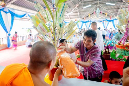 ภาพ No.258312:วันที่ 13 ตุลาคม พ.ศ. 2568 พิธีทอดกฐินสามัคคีทั่วไทย 30,000 วัด โดยคณะศิษยานุศิษย์ บูชาธรรม 81 ปี หลวงพ่อธัมมชโย ณ วัดทุ่งเจริญธรรม อ.อมก๋อย จ.เชียงใหม่