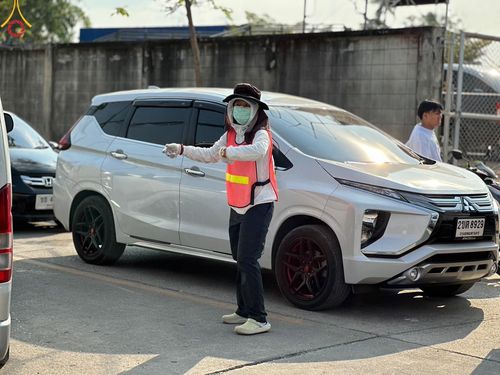 ภาพ No.116960:V.16 เป็นทีม การเตรียมงาน เก็บงาน การรับบุญของเจ้าหน้าที่หน่วยงานต่างๆ เพื่อโครงการธรรมยาตรา กตัญญูบูชามหาปูชนียาจารย์ พระมงคลเทพมุนี (สด จนฺทสโร) พระผู้ปราบมาร อนุสรณ์สถาน 7 แห่ง ปีที่ 12 ระหว่างวันที่ 2 - 31 มกราคม พ.ศ. 2567