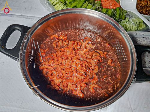 ภาพ No.198334:พิธีถวายภัตตาหารเป็นสังฆทาน แด่พระธรรมยาตรา ณ อนุสรณ์สถานบางปลา วัดบางปลา อำเภอบางเลน จังหวัดนครปฐม ในโครงการธรรมยาตรา กตัญญูบูชา มหาปูชนียาจารย์ พระมงคลเทพมุนี(สด จนฺทสโร) พระผู้ปราบมาร อนุสรณ์สถาน 7 แห่ง ปีที่ 13 วันที่ 20 มกราคม พ.ศ. 2568