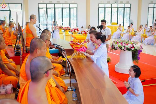 ภาพ No.265620:วันเสาร์ที่ 18 ตุลาคม พ.ศ. 2568 พิธีทอดกฐินสามัคคี ประจำปี 2568 “กฐินครัวมหาทาน” ณ ศูนย์อบรมเยาวชนบางปะหัน ตำบลหันสัง อำเภอบางปะหัน จังหวัดพระนครศรีอยุธยา