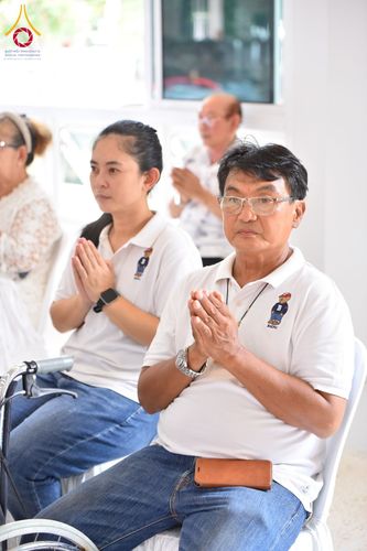 ภาพ No.152505:พิธียกฉัตรขาว 5 ชั้น กางกั้นถวายองค์พระประธาน อาคารปฏิบัติธรรมวัดสายสุวพรรณ ต.คลองสี่ อ.คลองหลวง จ.ปทุมธานี วันเสาร์ที่ 7 กันยายน พ.ศ. 2567