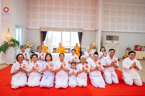 ภาพ No.174291:พิธีทอดกฐินกตัญญูบูชาธรรม ณ พระมหาเจดียทัตตชีโว ศูนย์อบรมเยาวชนกาญจนบุรี ในโครงการกฐินสามัคคีทั่วไทย 30,000 วัด บูชาธรรม 80 ปี หลวงพ่อธัมมชโย โดยคณะศิษยานุศิษย์วัดพระธรรมกาย วันที่ 9 พฤศจิกายน พ.ศ. 2567