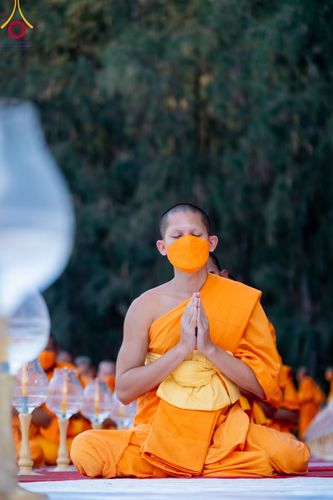 ภาพ No.107125:พิธีจุดประทีปถวายเป็นพุทธบูชา และบูชาธรรมมหาปูชนียาจารย์ ในโครงการธรรมยาตรากตัญญูบูชา มหาปูชนียาจารย์ พระมงคลเทพมุนี(สด จนฺทสโร) พระผู้ปราบมาร  อนุสรณ์สถาน 7 แห่ง ปีที่ 12  วันที่ 6 มกราคม พ.ศ. 2567 ณ อนุสรณ์สถานมหาวิหารพระมงคลเทพมุนี อ.สองพี่น้อง จ.สุพร