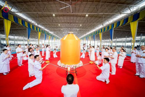 ภาพ No.237238:วันอาทิตย์ที่ 11 สิงหาคม พ.ศ. 2568 งานบุญวันอาทิตย์ พิธีจุดเทียนใจ ไฟนิรันด์ อนันตชัย ณ วัดพระธรรมกาย จ.ปทุมธานี