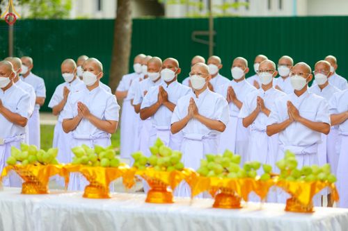 ภาพ No.141341:พิธีบรรพชาอุปสมบท โครงการอุปสมบทหมู่รุ่นผู้บริหาร รุ่นที่ 14 โครงการอุปสมบทหมู่ธรรมทายาท ระดับอุดมศึกษา รุ่นที่ 51 ภาคฤดูฝน ณ โบสถ์พระไตรปิฎก วัดพระธรรมกาย ในวันเสาร์ที่ 15 มิถุนายน พ.ศ. 2567