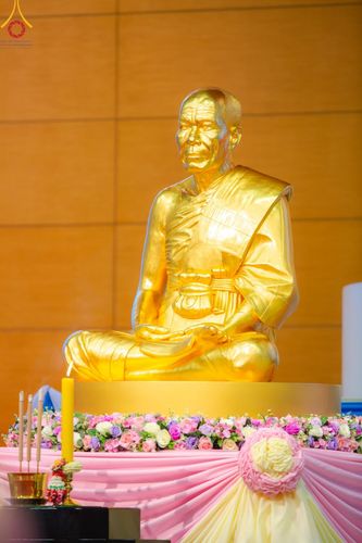 ภาพ No.154280:พิธีบูชาครูผู้ค้นพบวิชชาธรรมกาย ณ สภาธรรมกายสากล วัดพระธรรมกาย วันอังคารที่ 17 กันยายน พ.ศ. 2567