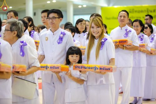 ภาพ No.167710:พิธีทอดกฐิน และ พิธีกรานกฐิน ในวันอาทิตย์ที่ 3 พฤศจิกายน พ.ศ. 2567 ณ วัดพระธรรมกาย จ.ปทุมธานี