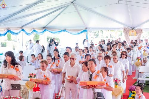 ภาพ No.259320:วันอาทิตย์ที่ 12 ตุลาคม พ.ศ. 2568 พิธีทอดกฐินบรมจักรพรรดิ สร้างอุโบสถ 82 ปี บูชาธรรมหลวงพ่อธัมมชโย ณ วัดพระธรรมกายแคลิฟอร์เนีย ประเทศสหรัฐอเมริกา 