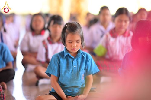 ภาพ No.274870:วันที่ 28 พฤศจิกายน พ.ศ. 2568 รวมพลังเด็กดี V-Star ผู้นำฟื้นฟูศีลธรรมโลก ประจำปี 2568 จังหวัดอุบลราชธานี ณ วัดป่าอุบลแก้ว อ.วารินชำราบ จ.อุบลราชธานี