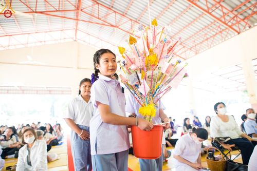 ภาพ No.117680:พิธีทอดผ้าป่าทำนุบำรุงศาสนสถาน ณ วัดบางเลน ต.บางเลน อ.บางเลน จ.นครปฐม วันที่ 23 มกราคม พ.ศ. 2567