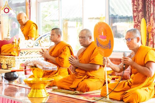 ภาพ No.171714:พิธีทอดกฐิน ณ วัดมหาโพธิ์ จ.ลพบุรี ในโครงการกฐินสามัคคีทั่วไทย 30,000 วัด บูชาธรรม 80 ปี หลวงพ่อธัมมชโย โดยคณะศิษยานุศิษย์วัดพระธรรมกาย วันที่ 27 ตุลาคม พ.ศ. 2567