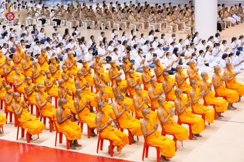 ภาพ No.120790:องค์กรปกครองส่วนท้องถิ่นปทุมฯ ร่วมคณะสงฆ์ ภาครัฐ ภาคเอกชน คณะศิษย์วัดพระธรรมกาย รวมใจพสกนิกรบำเพ็ญกุศลอุทิศถวายสมเด็จพระบูรพมหากษัตริยาธิราช พร้อมด้วยบูรพาจารย์ ผู้มีอุปการคุณต่อพระพุทธศาสนา และแผ่นดิน