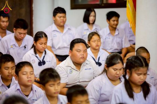 ภาพ No.272562:วันที่ 21 พฤศจิกายน พ.ศ. 2568 รวมพลังเด็กดี V-Star ผู้นำฟื้นฟูศีลธรรมโลก ประจำปี 2568 จังหวัดสุโขทัย ณ ศูนย์ปฏิบัติธรรมสุโขทัย