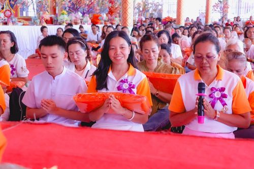 ภาพ No.179257:พิธีทอดกฐิน ณ วัดถ้ำคีรีวงศ์ อ.เปิ้นดัง รัฐเคด้าห์ ประเทศมาเลเซีย ในโครงการกฐินสามัคคีทั่วไทย 30,000 วัด บูชาธรรม 80 ปี หลวงพ่อธัมมชโย โดยคณะศิษยานุศิษย์วัดพระธรรมกาย วันที่ 1 พฤศจิกายน พ.ศ. 2567