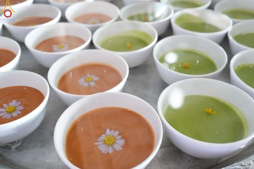 ภาพ No.219412:วันอังคารที่ 22 เมษายน พ.ศ. 2568 พิธีมอบปัจจัยช่วยเหลือครู 4 จังหวัดชายแดนภาคใต้ , พิธีกล่าวคำถวายอุปกรณ์ เพื่อเตรียมการต้อนรับคณะสงฆ์ฯ , พิธีกล่าวคำถวายภัตตาหารเป็นสังฆทาน , คณะสงฆ์ฉันภัตตาหารเพล  เนื่องในวันคุ้มครองโลก พิธีถวายมหาสังฆทานแด่คณะสงฆ์