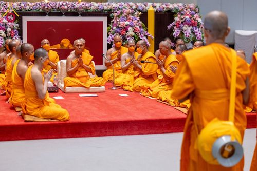 ภาพ No.62121:พิธีอุปสมบทในโครงการอุปสมบทหมู่ บูชาธรรมหลวงพ่อธัมมชโย พ.ศ.2567 ณ อุโบสถ วัดพระธรรมกาย จ.ปทุมธานี วันที่ 13-15 เมษายน พ.ศ. 2567