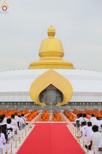 ภาพ No.118192:พิธีจุดประทีปถวายเป็นพุทธบูชา และบูชาธรรมมหาปูชนียาจารย์ พระมงคลเทพมุนี(สด จนฺทสโร) วันที่ 24 มกราคม พ.ศ. 2567 ณ อนุสรณ์สถานบางปลา อ.บางเลน จ.นครปฐม