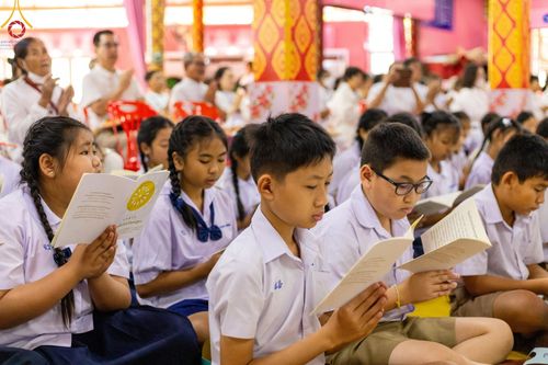 ภาพ No.203523:พิธีทอดผ้าป่าทำนุบำรุงศาสนสถาน ณ วัดตะเคียน ตำบลบางคูเวียง อำเภอบางกรวย จังหวัดนนทบุรี ในโครงการธรรมยาตรา กตัญญูบูชา มหาปูชนียาจารย์ พระมงคลเทพมุนี(สด จนฺทสโร) พระผู้ปราบมาร อนุสรณ์สถาน 7 แห่ง ปีที่ 13 วันที่ 29 มกราคม พ.ศ. 2568