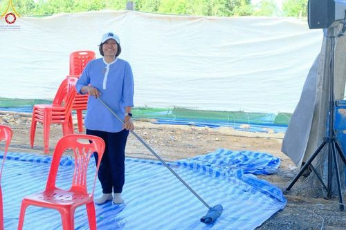 ภาพ No.211150:วันเสาร์ที่ 15 มีนาคม พ.ศ. 2568  การเตรียมงานของเจ้าหน้าที่ เพื่องานฉลองปทุมเจดีย์ ณ ศูนย์อบรมเยาวชนปัตตานี