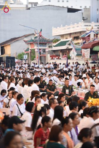 ภาพ No.147874:มหาสังฆทานครั้งยิ่งใหญ่ ตักบาตรพระ 10,000 รูป คณะสงฆ์ 4 ประเทศ 14 จังหวัดภาคใต้ วันอาทิตย์ที่ 11 สิงหาคม พ.ศ. 2567 ณ นิพัทธ์อุทิศ 3 ใจกลางนครหาดใหญ่ จ.สงขลา