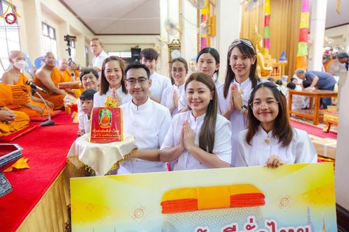 ภาพ No.165013:พิธีทอดกฐิน ณ วัดกลางเกาะระกำ ต.บ้านสร้าง อ.บางปะอิน จ.พระนครศรีอยุธยา ในโครงการกฐินสามัคคีทั่วไทย 30,000 วัด บูชาธรรม 80 ปี หลวงพ่อธัมมชโย โดยคณะศิษยานุศิษย์วัดพระธรรมกาย วันที่ 20 ตุลาคม พ.ศ. 2567