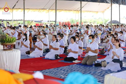 ภาพ No.76201:พิธีกลั่นแผ่นดินสร้างมหาเจดีย์ปัตตานี , พิธีตักบาตรแด่พระภิกษุสงฆ์ 159 รูป ,  พิธีทอดผ้าป่า , พิธีโปรยรัตนชาติ ,  พิธีจุดประทีปถวายเป็นพุทธบูชา ณ ศูนย์อบรมเยาวชนปัตตานี จ.ปัตตานี วันอาทิตย์ที่ 5 กุมภาพันธ์ พ.ศ.2566