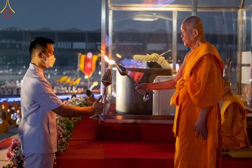 ภาพ No.77202:พิธีจุดมาฆประทีป ในวันมาฆบูชา อาทิตย์ต้นเดือนที่ 6 มีนาคม พ.ศ. 2566 ณ วัดพระธรรมกาย อ.คลองหลวง จ.ปทุมธานี