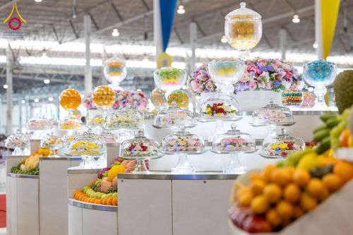 พิธีบูชาข้าวพระ ในวันอาทิตย์ต้นเดือนที่ 3 มีนาคม พ.ศ. 2567 ณ วัดพระธรรมกาย จ.ปทุมธานี