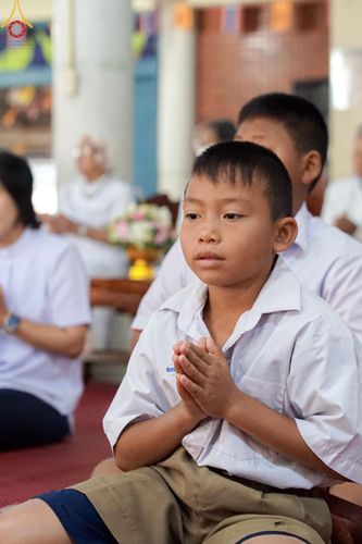 ภาพ No.189728:พิธีทอดผ้าป่าทำนุบำรุงศาสนสถาน ในโครงการธรรมยาตรา กตัญญูบูชา มหาปูชนียาจารย์ พระมงคลเทพมุนี(สด จนฺทสโร) พระผู้ปราบมาร อนุสรณ์สถาน 7 แห่ง ปีที่ 13 ณ วัดใหม่พิบูลย์ผล ต.บางเลน อ.สองพี่น้อง จ.สุพรรณบุรี วันที่ 5 มกราคม พ.ศ. 2568