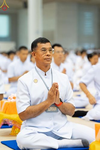 ภาพ No.59236:พิธีเจริญพระพุทธมนต์ ถวายภัตตาหารเป็นสังฆทาน เนื่องในวาระอายุวัฒนมงคล 80 ปี หลวงพ่อธัมมชโย ณ สภาธรรมกายสากล วัดพระธรรมกาย วันพุธที่ 24 เมษายน พ.ศ.2567