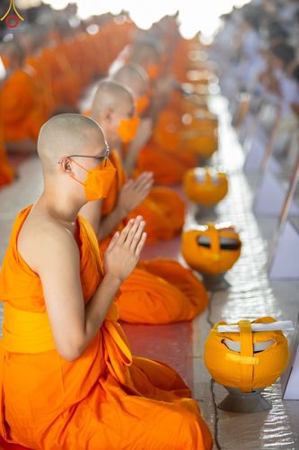 ภาพ No.84217:พิธีขอบรรพชา , พิธีขอสรณคมน์และศีล ,  พิธีรับบาตร , พิธีอุปสมบท ในโครงการบรรพชาอุปสมบทหมู่ธรรมทายาทรุ่นเข้าพรรษา และโครงการบรรพชาสามเณรโรงเรียนนานาชาติ รุ่นที่ 12 ณ โบสถ์พระไตรปิฎก วัดพระธรรมกาย วันที่ 22 กรกฎาคม พ.ศ. 2566