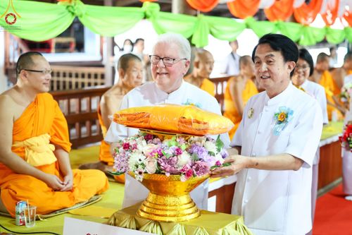 ภาพ No.191973:พิธีทอดผ้าป่าทำนุบำรุงศาสนสถาน ณ วัดสรรเพชญ ต.ยายชา อ.สามพราน จ.นครปฐม ในโครงการธรรมยาตรา กตัญญูบูชา มหาปูชนียาจารย์ พระมงคลเทพมุนี(สด จนฺทสโร) พระผู้ปราบมาร อนุสรณ์สถาน 7 แห่ง ปีที่ 13 วันที่ 9 มกราคม พ.ศ. 2568