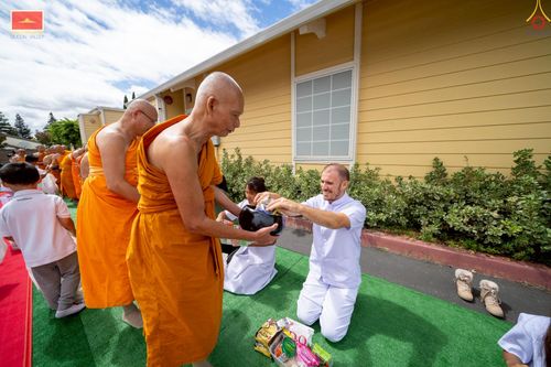 ภาพ No.242125:วันเสาร์ที่ 16 สิงหาคม พ.ศ. 2568 “พิธีสมโภช ครบรอบ 15 ปี วัดพระธรรมกายซิลิคอนวัลเลย์”