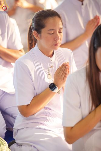 ภาพ No.158937:พิธีตักบาตร ในวันอาทิตย์ต้นเดือน วันที่ 6 ตุลาคม พ.ศ. 2567 ณ สภาธรรมกายสากล วัดพระธรรมกาย