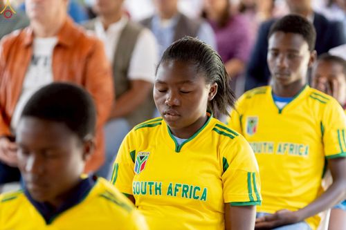 ภาพ No.255182:วันที่ 12 ตุลาคม พ.ศ. 2568 พิธีทอดกฐินสามัคคีสร้างทุกสิ่ง วัดพระธรรมกายโจฮันเนสเบิร์ก  ประเทศสาธารณรัฐแอฟริกาใต้