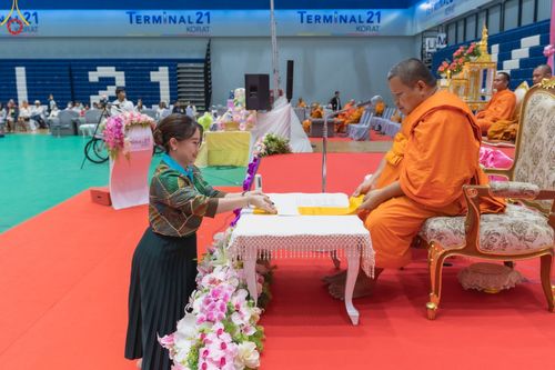 ภาพ No.103387:วันรวมพลังเด็กดี V-Star ผู้นำฟื้นฟูศีลธรรมโลก จังหวัดนครราชสีมา ณ เทอร์มินอล 21 โคราช ถ.มิตรภาพ ต.ในเมือง อ.เมืองนครราชสีมา จ.นครราชสีมา วันอังคารที่ 19 ธันวาคม พ.ศ. 2566