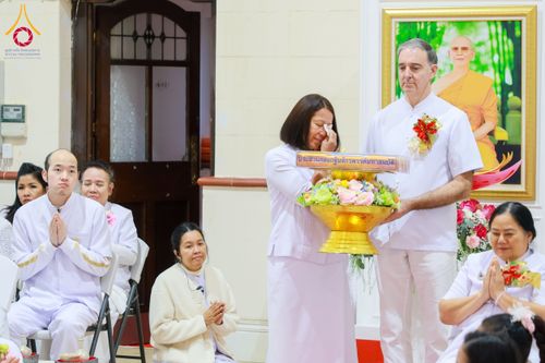 ภาพ No.175335:พิธีทอดกฐิน วัดพระธรรมกายแมนเชสเตอร์ เอดจลีย์ สต็อคพอร์ต ประเทศอังกฤษ ในโครงการกฐินสามัคคีทั่วไทย 30,000 วัด บูชาธรรม 80 ปี หลวงพ่อธัมมชโย โดยคณะศิษยานุศิษย์วัดพระธรรมกาย วันที่ 10 พฤศจิกายน พ.ศ. 2567