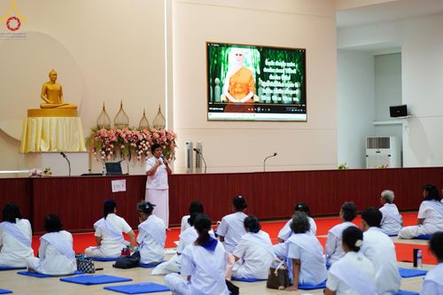 ภาพ No.152307:โครงการอบรมอุบาสก อุบาสิกาแก้ว ตัวแทนทอดกฐิน 30,000 วัด ทั่วไทย ระหว่างวันที่ 6-8 กันยายน พ.ศ. 2567 ณ ศูนย์อบรมเยาวชนกาญจนบุรี