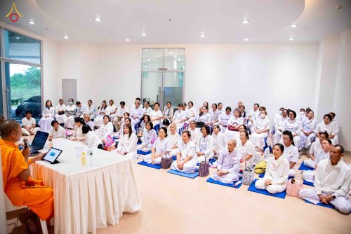 ภาพ No.344457:วันที่ 21-23 สิงหาคม พ.ศ. 2569 สัมมนารวมใจผู้นำบุญ บูชาธรรม 82 ปี หลวงพ่อธัมมชโย รุ่นที่ 1 กฐินสามัคคีทั่วไทย 30,000 วัด โครงการอุปสมบทบูชาธรรมมหาปูชนียาจารย์ 3,000 รูป  ณ ศูนย์ปฏิบัติธรรมเวิล์ดพีช วัลเล่ย์ จ.นครราชสีมา