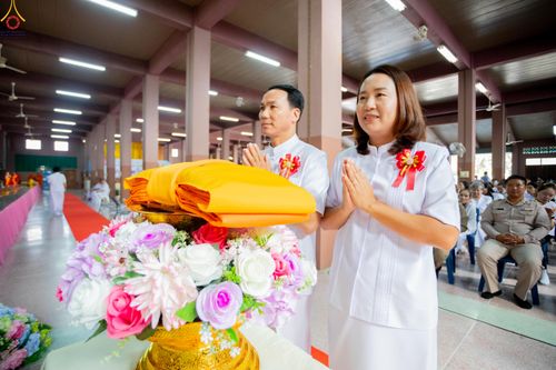 ภาพ No.288519:วันที่ 5 มกราคม พ.ศ. 2569 พิธีทอดผ้าป่าทำนุบำรุงศาสนสถาน ณ วัดอัมพวัน ต.สองพี่น้อง อ.สองพี่น้อง จ.สุพรรณบุรี ในโครงการธรรมยาตรา กตัญญูบูชา มหาปูชนียาจารย์ พระมงคลเทพมุนี(สด จนฺทสโร) พระผู้ปราบมาร อนุสรณ์สถาน 7 แห่ง ปีที่ 14