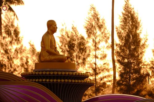 ภาพ No.70539:พิธีตักบาตรพระธรรมยาตราฯ ในโครงการธรรมยาตรากตัญญูบูชา มหาปูชนียาจารย์ พระมงคลเทพมุนี(สด จนฺทสโร) พระผู้ปราบมาร ปีที่ 11 ณ อนุสรณ์สถานลำดับที่ 2 สถานที่ตั้งมโนปณิธานบวชตลอดชีวิต อนุสรณ์สถานคลองบางนางแท่น อ.สามพราน จ.นครปฐม วันที่ 14 มกราคม พ.ศ. 2566