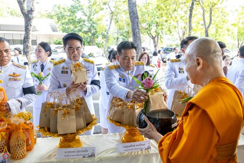 ภาพ No.335944:วันพุธที่ 17 มิถุนายน พ.ศ.2569 พิธีบำเพ็ญกุศลทักษิณานุปทานสัตตมวาร (ครบ 7 วัน) อุทิศถวายพระกุศล แด่สมเด็จพระเจ้าลูกเธอ เจ้าฟ้ากรมหลวงราชสาริณีสิริพัชร มหาวัชรราชธิดา ณ วัดพระธรรมกาย จังหวัดปทุมธานี