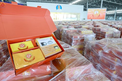 ภาพ No.322131:วันที่ 14 เมษายน พ.ศ.2569 การเตรียมกล่องไทยธรรม วันสุดท้าย เพื่องานถวายมหาสังฆทาน 40,000 กว่าวัดทั่วประเทศ วันคุ้มครองโลก 22 เมษายน พ.ศ.2569 วัดพระธรรมกาย